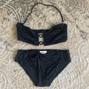 Two piece swimsuit with double ring details